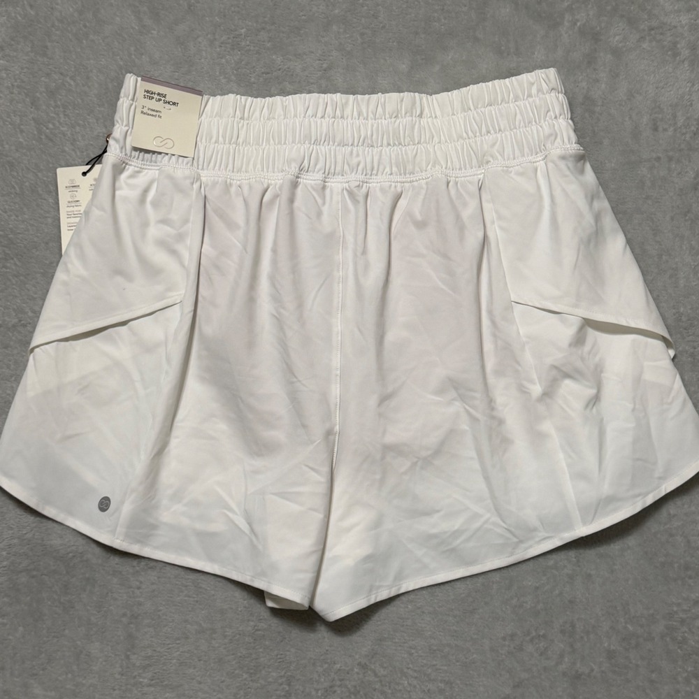 CALIA Step Up Short Womens Medium Pure White High-Rise Athletic Running Shorts - Picture 3 of 10